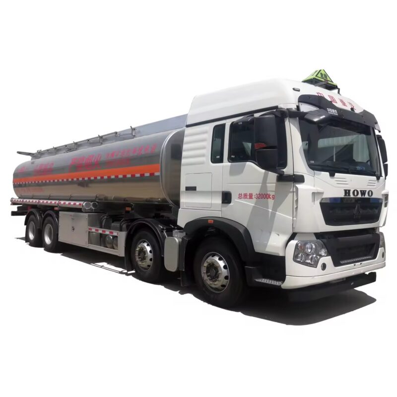 Factory shipment Quality assurance HOWO SINOTRUK 10m3 Water Spraying Truck Water Truck durable – Image 2