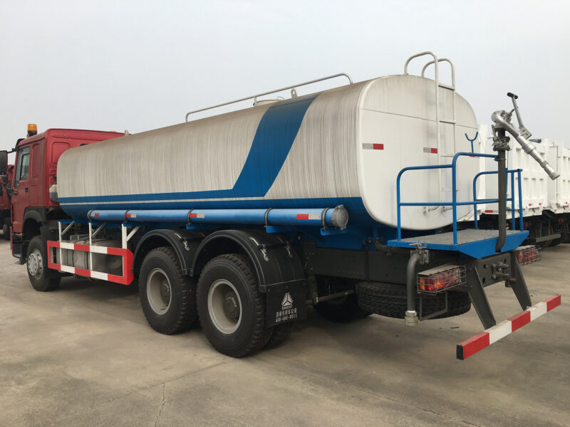 Kunda Sinotruk Howo Water Tanker Truck 25Cmb 6x4 371 336 290hp 20m3 water spray bowser tanker sprinkler tank truck – Image 3