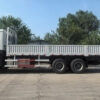 340hp Sinotruk howo 6x4 6x6 25ton cargo trucks for sale - Imagen 5